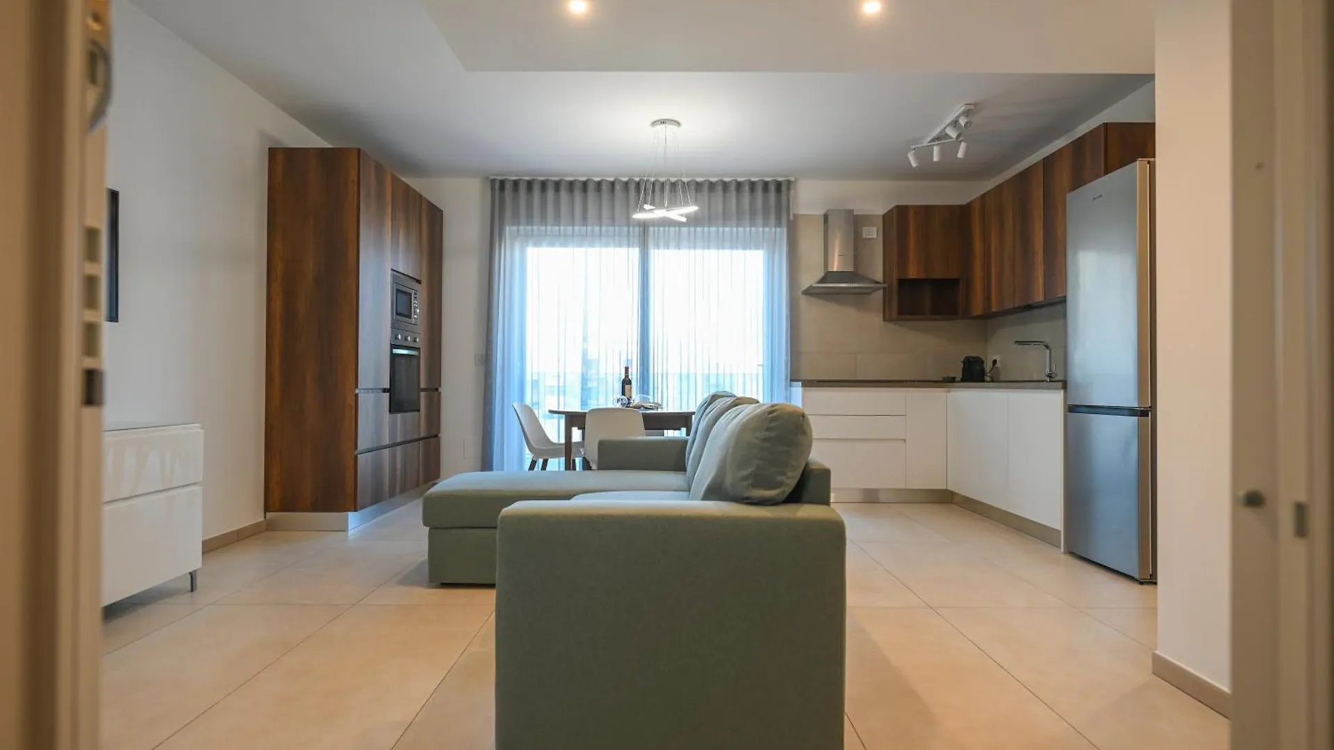 Me Too Exclusive Apartments - House Bovio
